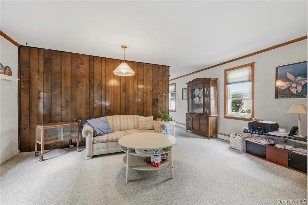 1915 Carroll Avenue Merrick, NY 11566