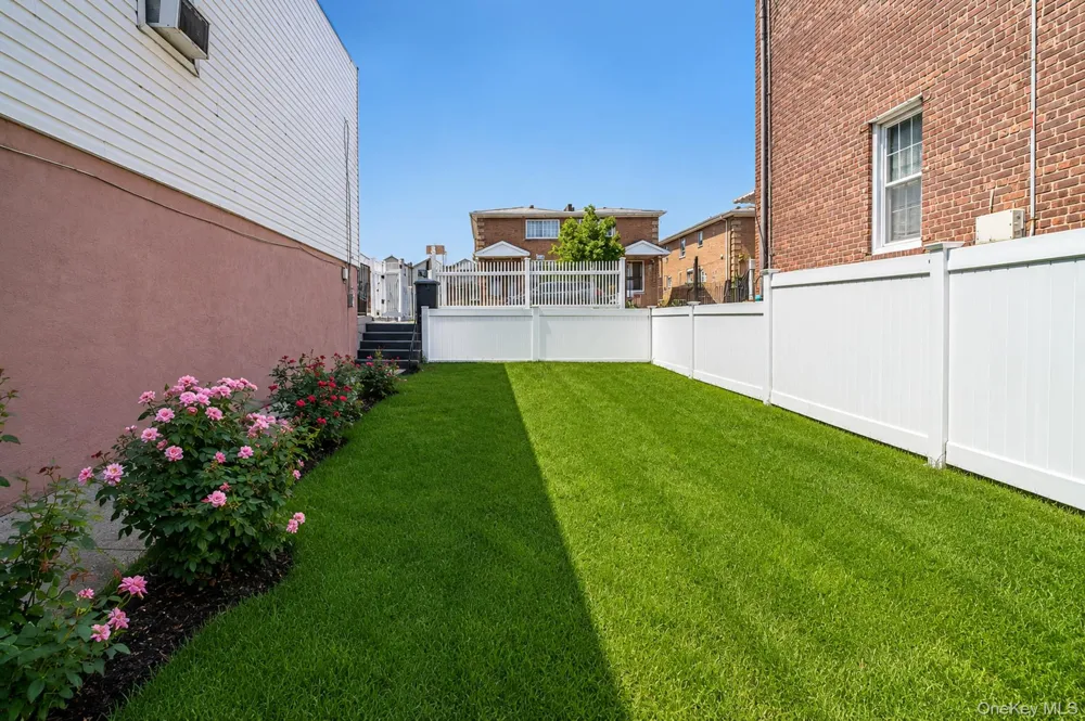 887 Pine Street Brooklyn, NY 11208