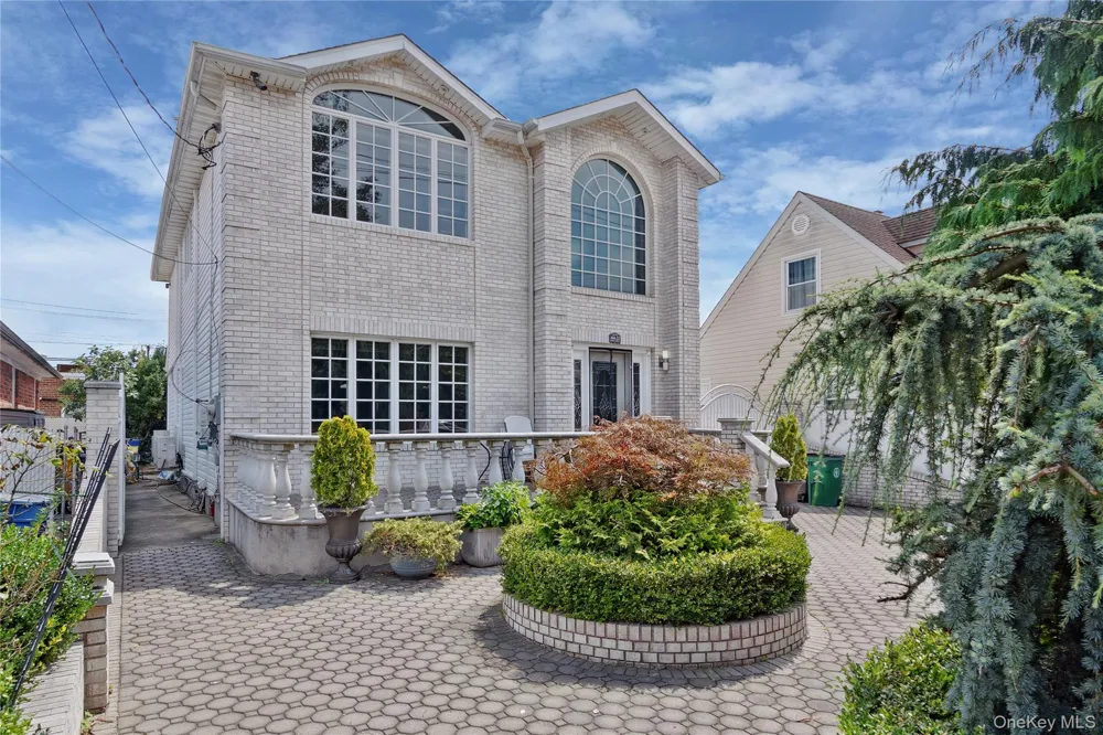158-23 92nd Street Howard Beach, NY 11414
