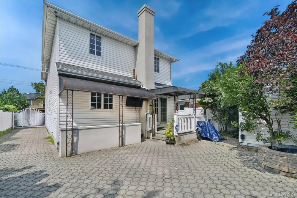 158-23 92nd Street Howard Beach, NY 11414