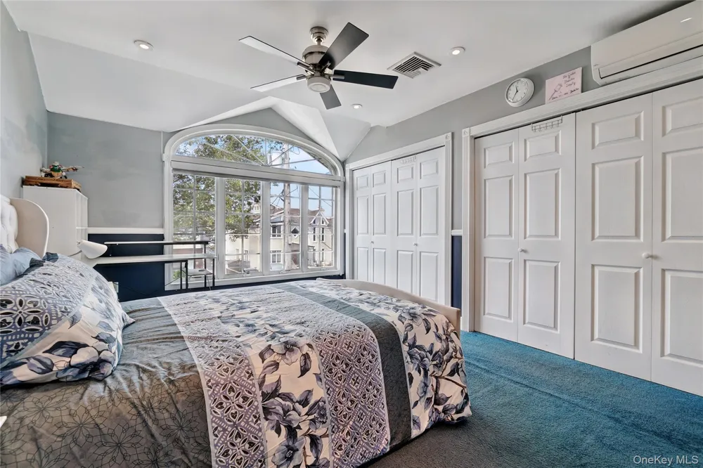 158-23 92nd Street Howard Beach, NY 11414