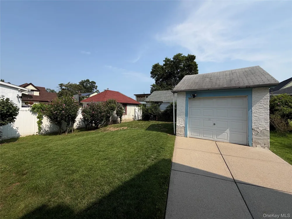22015 101st Avenue Queens Village, NY 11429