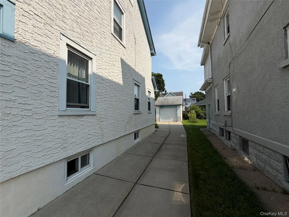 22015 101st Avenue Queens Village, NY 11429