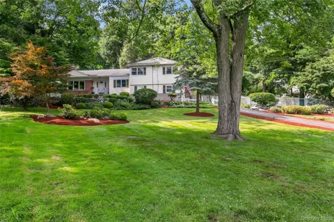 120 Cedar Drive E