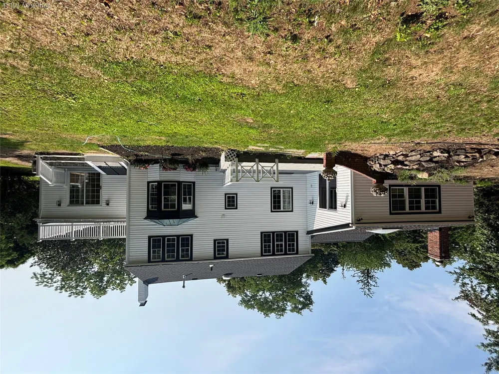 28 Wayaawi Avenue Bayville, NY 11709