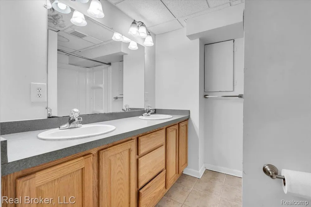 624 Prospect Road Ypsilanti City, MI 48198