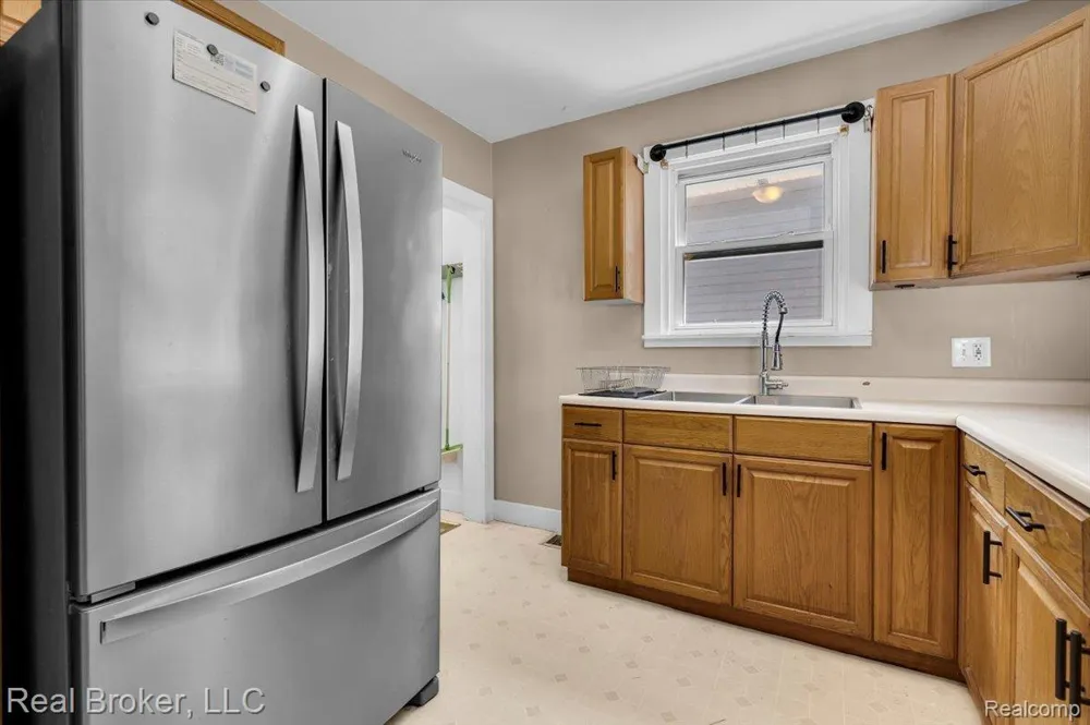 624 Prospect Road Ypsilanti City, MI 48198