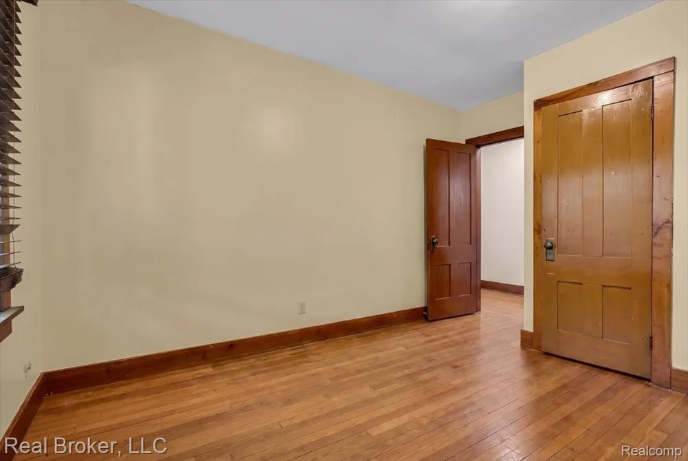 624 Prospect Road Ypsilanti City, MI 48198