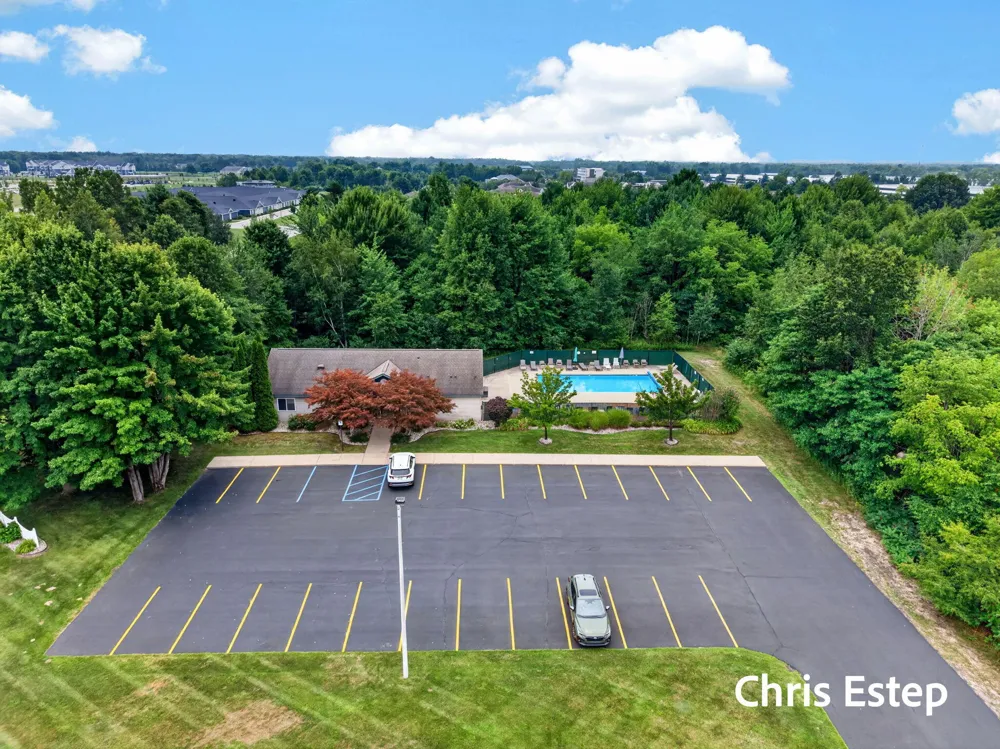 5877 Crosswinds Drive #31 Norton Shores City, MI 49444