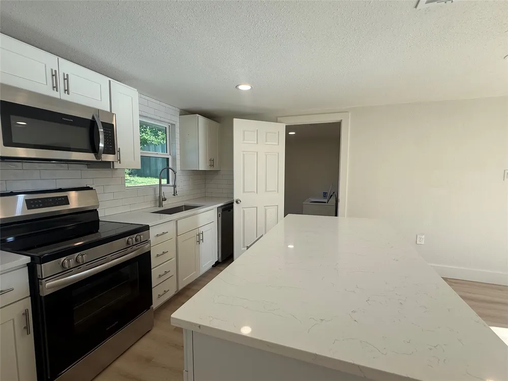 37 Almond Drive Pottsboro, TX 75076