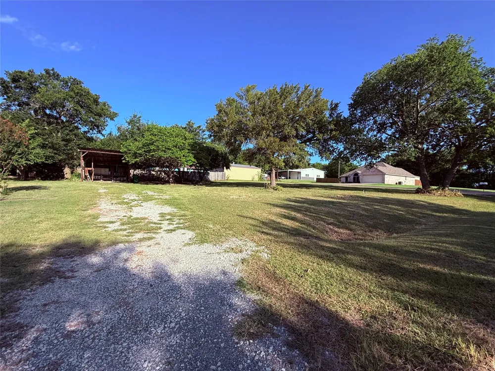 37 Almond Drive Pottsboro, TX 75076