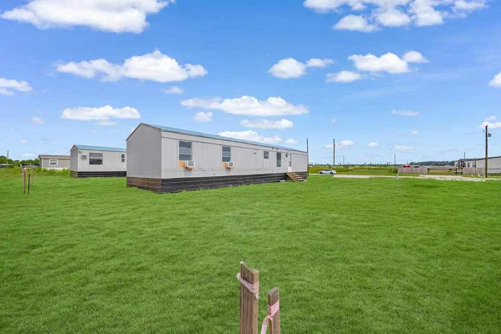345 Road 591524 Cleveland, TX 77327