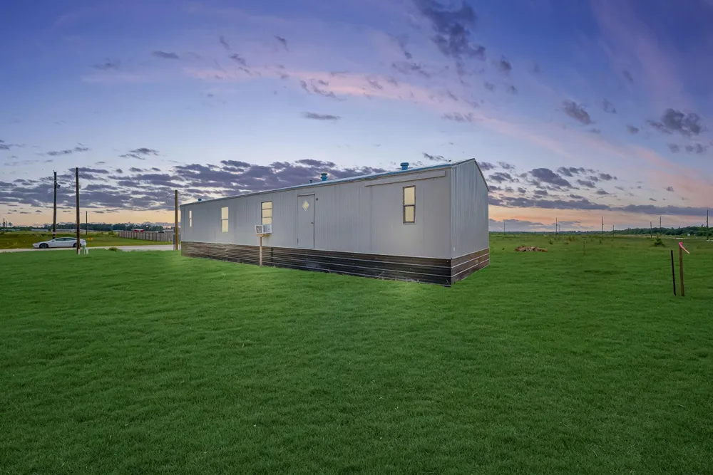 345 Road 591524 Cleveland, TX 77327