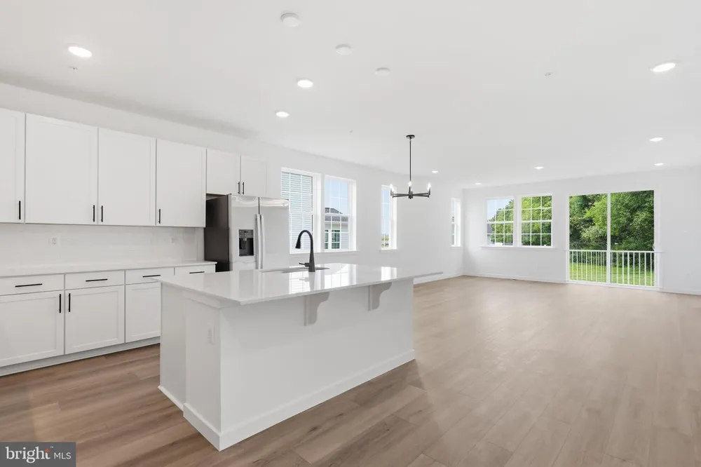 19004 AMESBURY ROAD Hagerstown, MD 21742