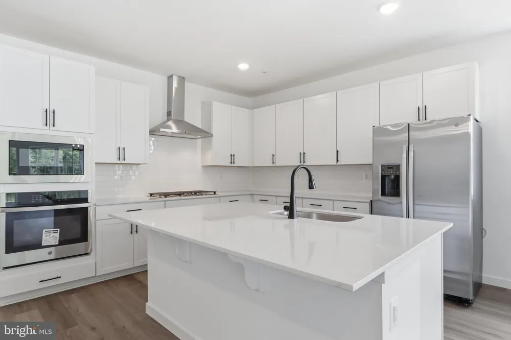 19004 AMESBURY ROAD Hagerstown, MD 21742
