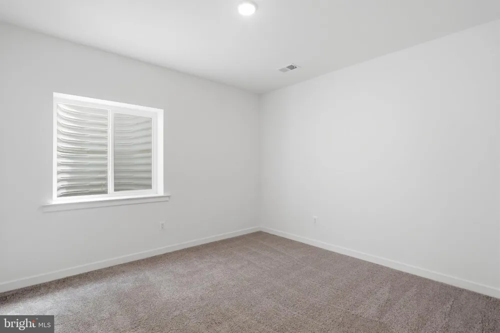 19004 AMESBURY ROAD Hagerstown, MD 21742