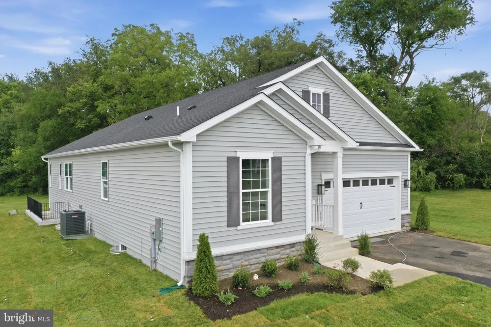 19004 AMESBURY ROAD Hagerstown, MD 21742