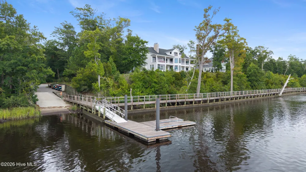 409 Cornubia Drive Castle Hayne, NC 28429