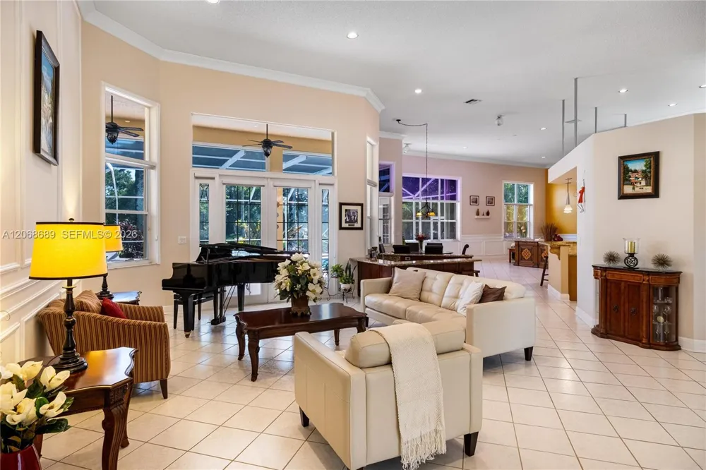 10660 SW 44th Ct Davie, FL 33328