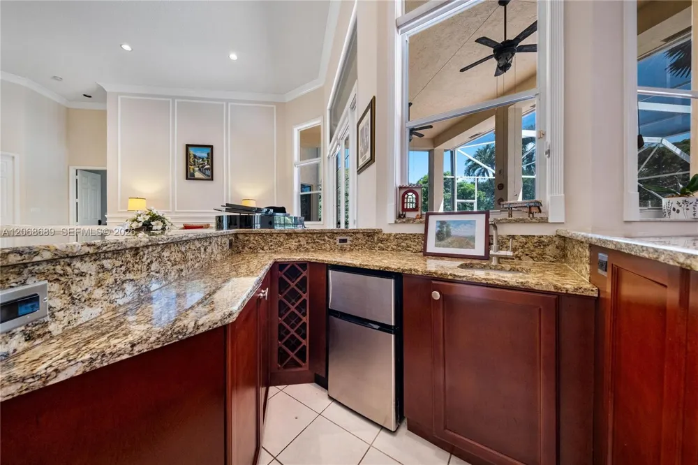 10660 SW 44th Ct Davie, FL 33328