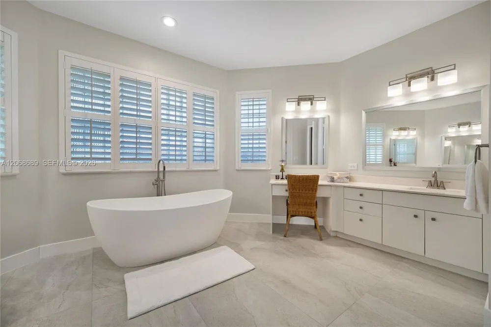 10660 SW 44th Ct Davie, FL 33328