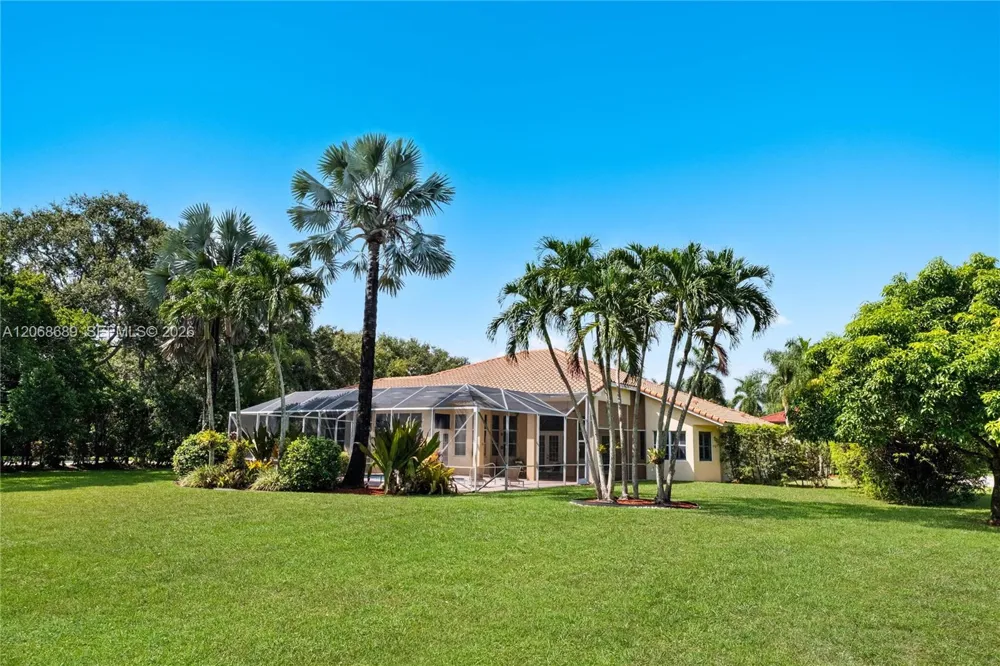10660 SW 44th Ct Davie, FL 33328