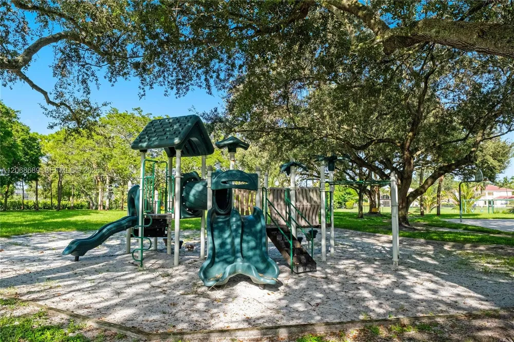 10660 SW 44th Ct Davie, FL 33328