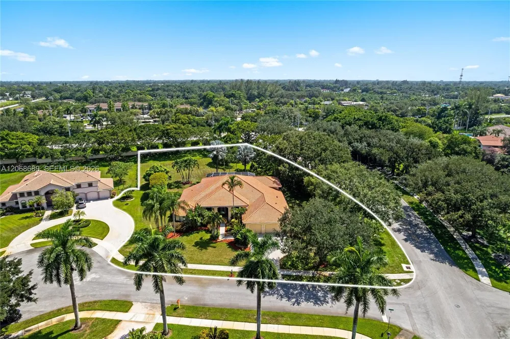 10660 SW 44th Ct Davie, FL 33328