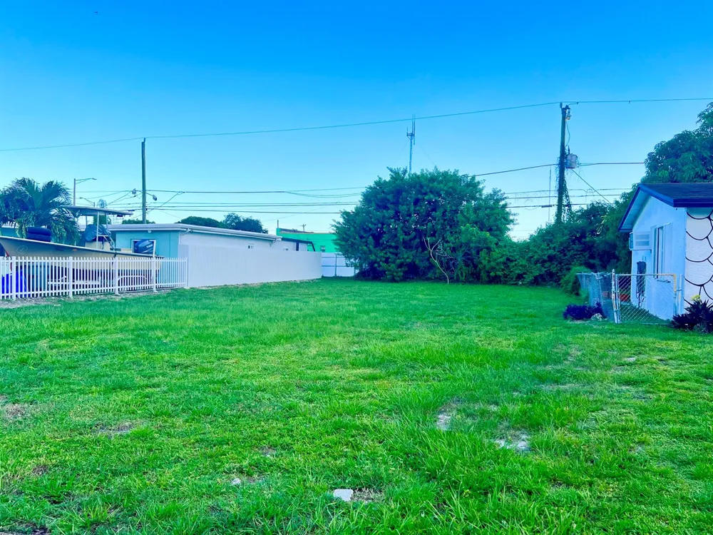 5226 Fletcher Street Hollywood, FL 33021
