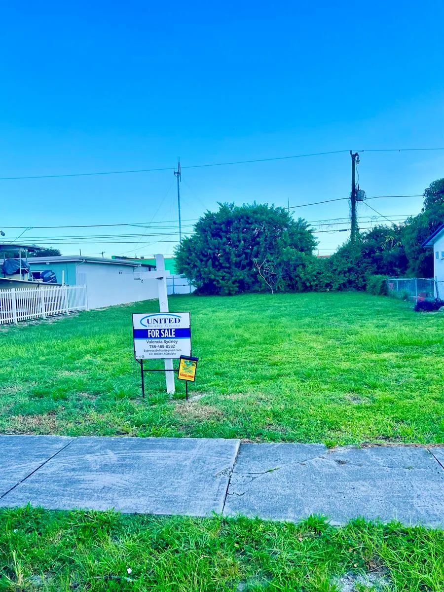 5226 Fletcher Street Hollywood, FL 33021
