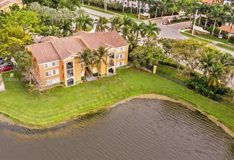 2401 W Preserve Way #104