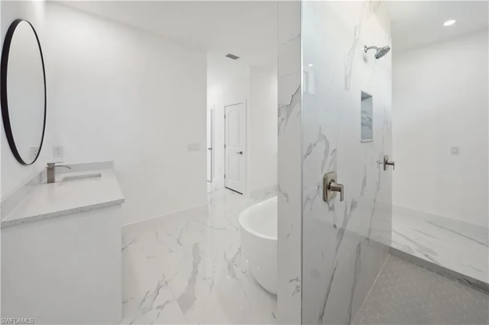 4309 NW 38TH AVENUE Cape Coral, FL 33993