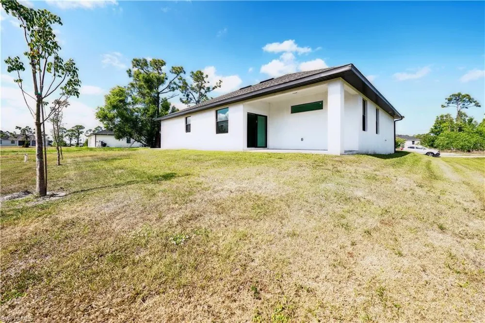 4309 NW 38TH AVENUE Cape Coral, FL 33993