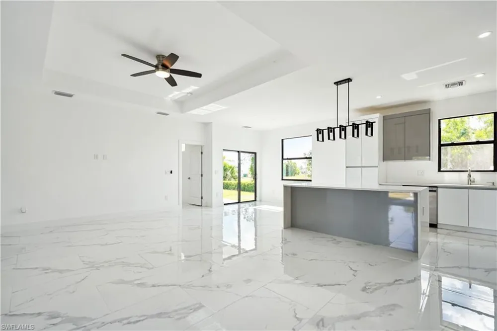 4309 NW 38TH AVENUE Cape Coral, FL 33993