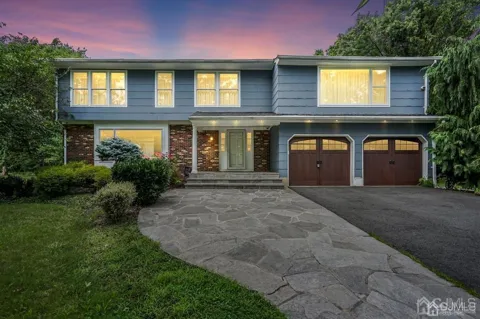 14 Kathy Street