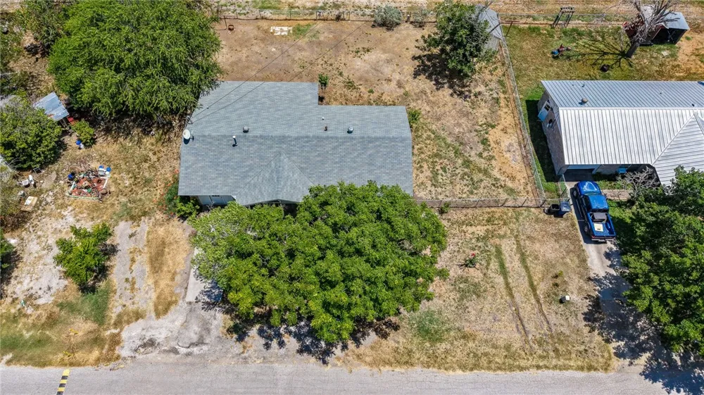 1604 Cadillac Three Rivers, TX 78071