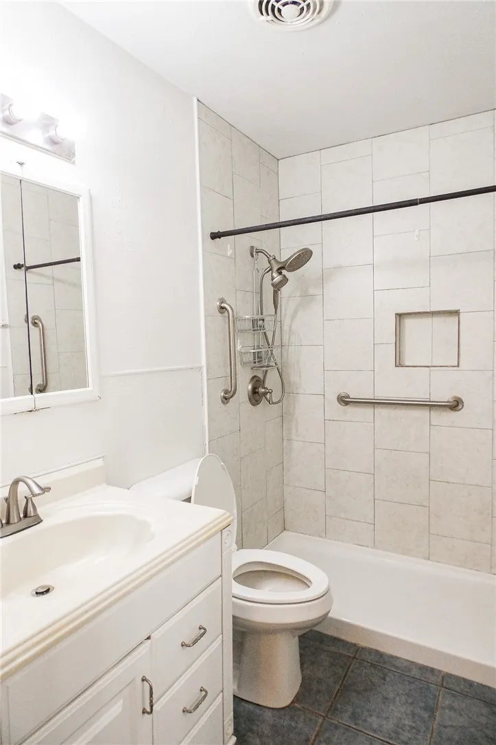 1604 Cadillac Three Rivers, TX 78071