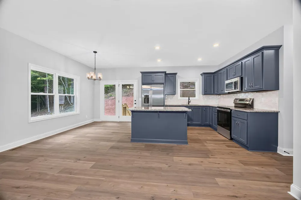 4546 Lee Pike Soddy Daisy, TN 37379