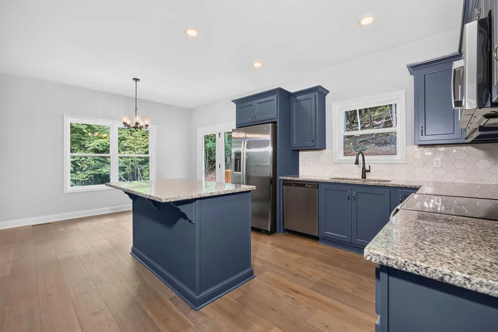 4546 Lee Pike Soddy Daisy, TN 37379