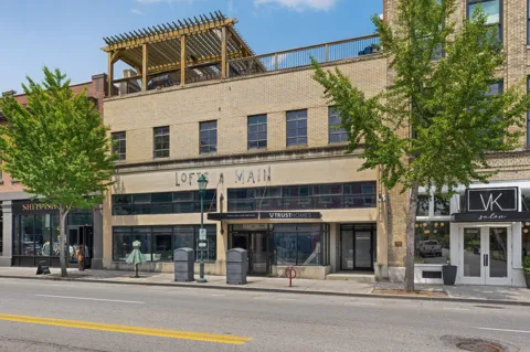 55 E Main Street