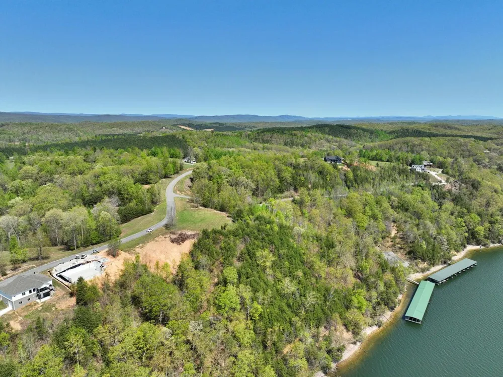 265 River Run Trail Spring City, TN 37381