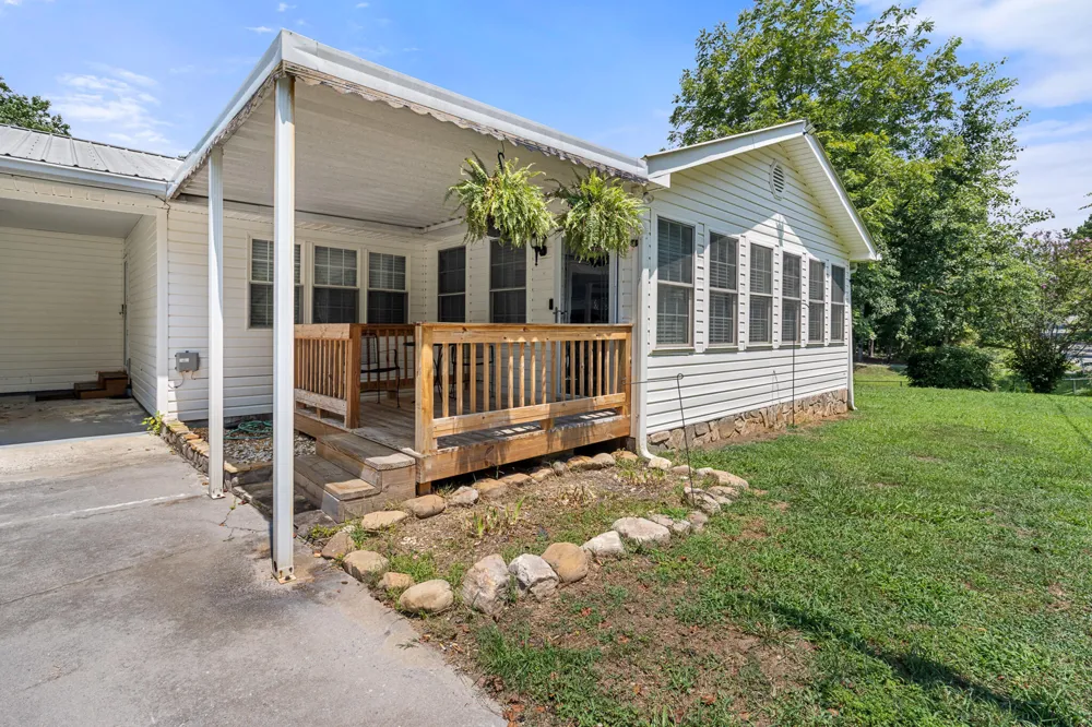 4317 Bass Mchan Drive NE Dalton, GA 30721