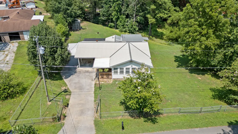4317 Bass Mchan Drive NE Dalton, GA 30721