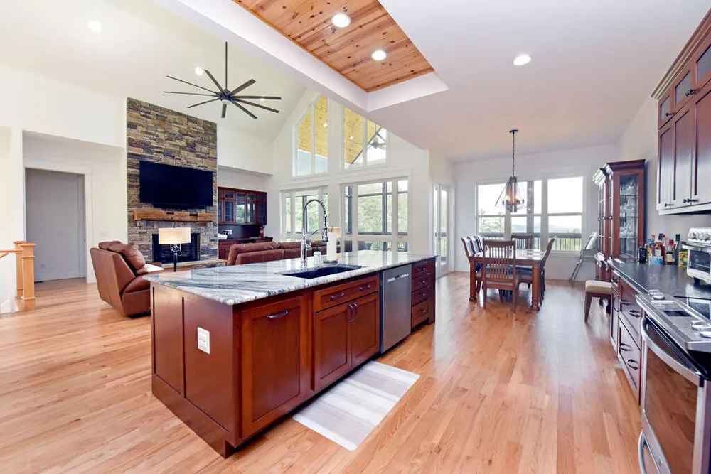 732 Ridge Pointe Way Blairsville, GA 30512