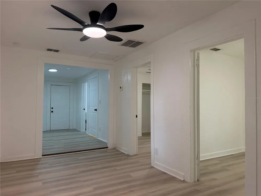 3403 LINDELL AVENUE Tampa, FL 33610