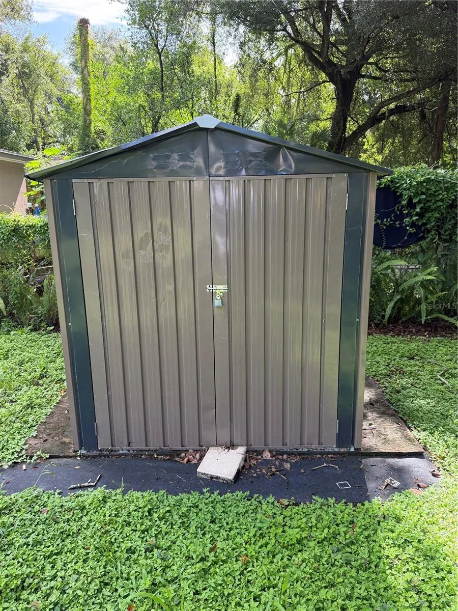 3403 LINDELL AVENUE Tampa, FL 33610