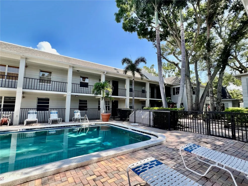 5221 BAYSHORE BOULEVARD #29 Tampa, FL 33611