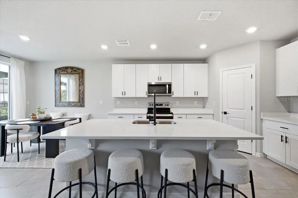 10119 DAYBREAK GLEN Parrish, FL 34219