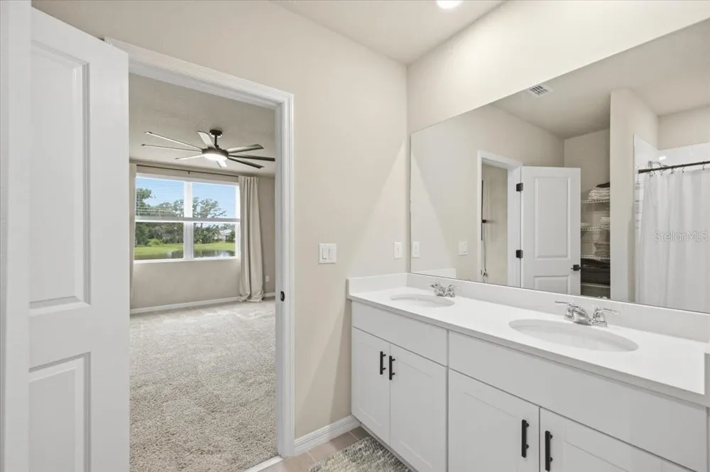 10119 DAYBREAK GLEN Parrish, FL 34219