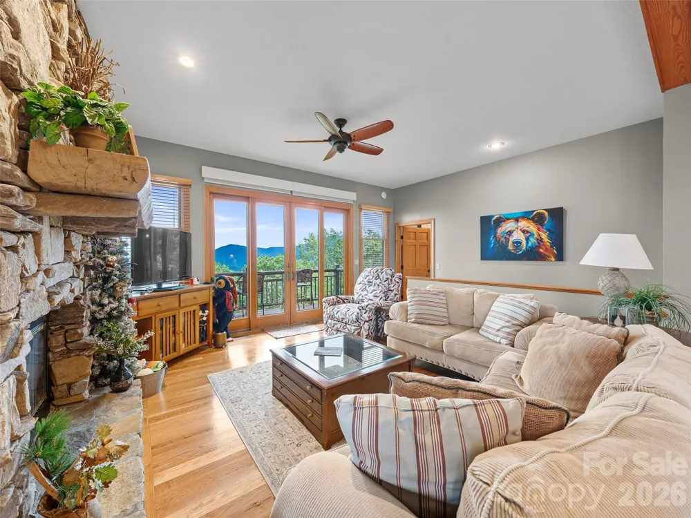 81 Stoney Falls Loop #C3 Burnsville, NC 28714